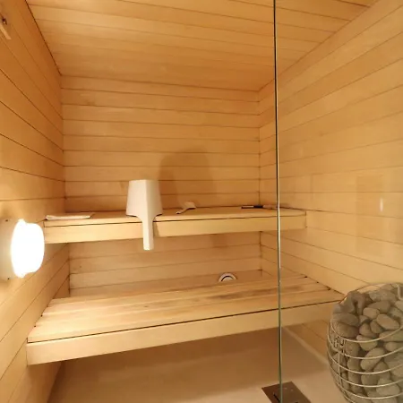 Spacious For 2 With Sauna In Punavuori شقة *